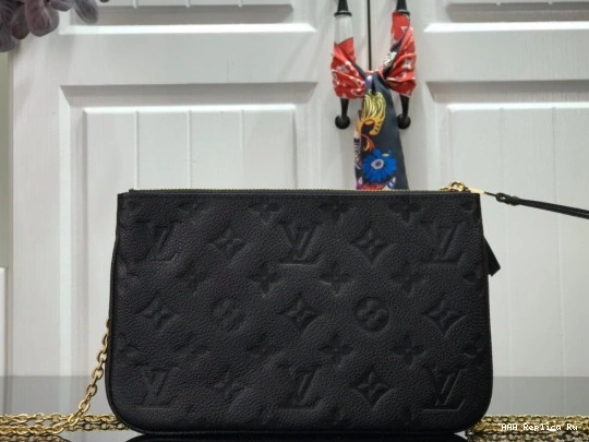 AAA Pruses Bags POCHETTE LOUIS VUITTON DOUBLE ZIP 0821